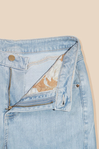 Superstretch Wide Leg Jeans - Light Wash